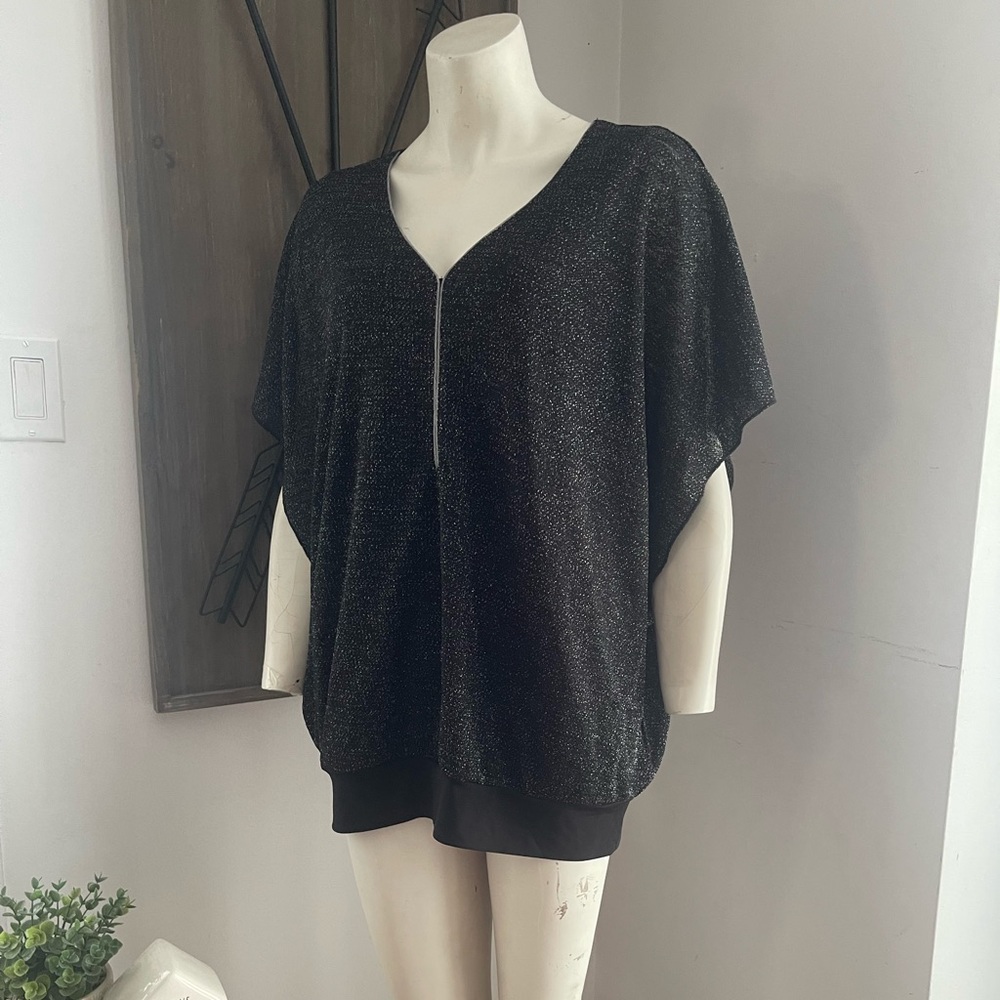 Suzy Shier Sparkly Short Sleeve Blouse Size XL